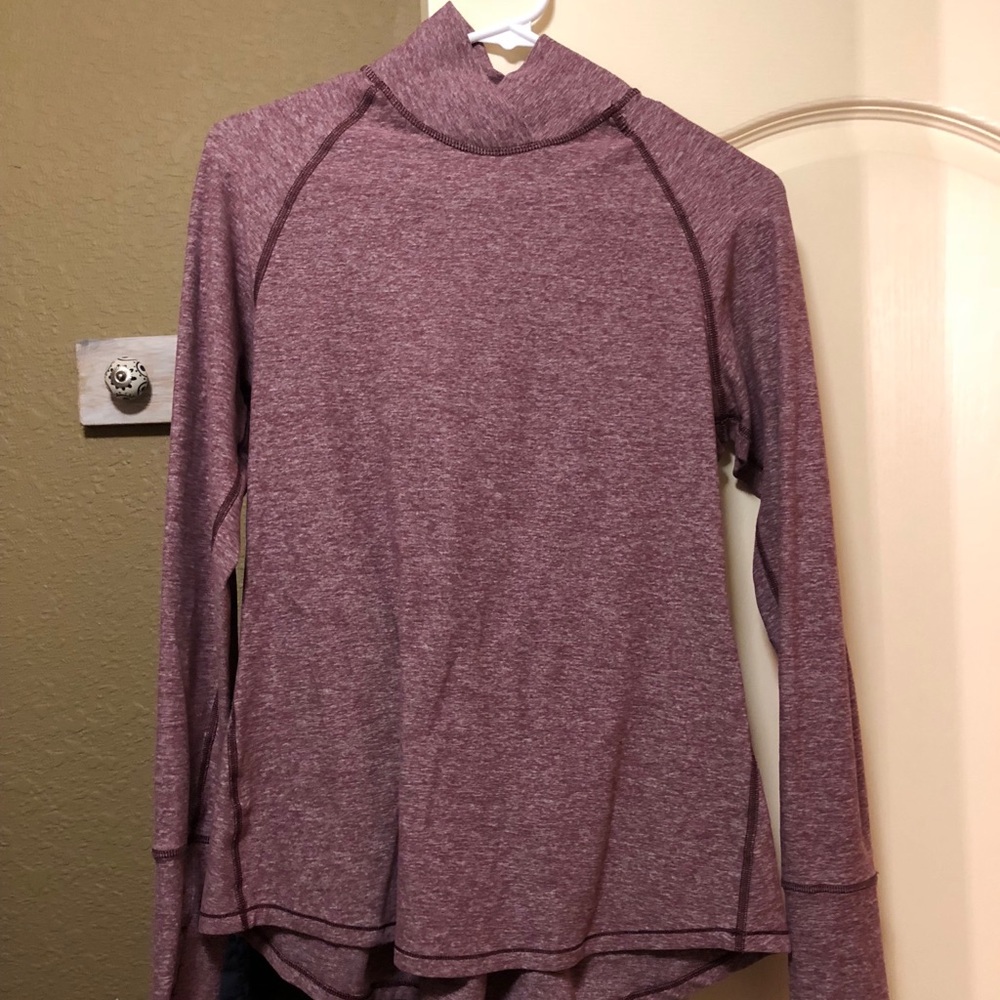 Lululemon long sleeve maroon top